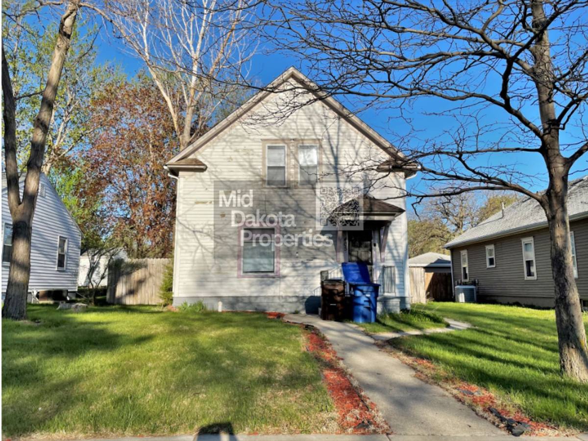 House for rent at 405 S Minnesota, Mitchell, SD 57301