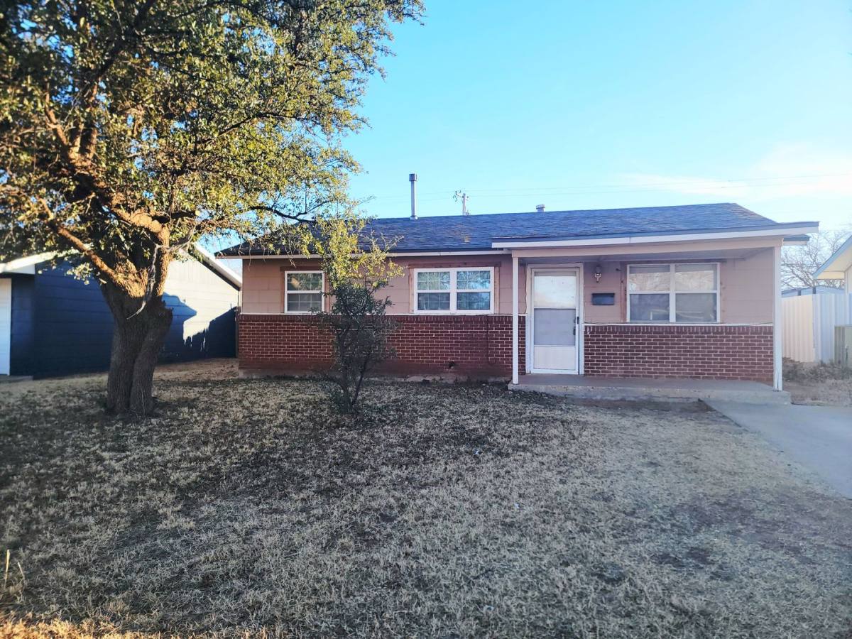 House for rent at 4915 39th St, Lubbock, TX 79414