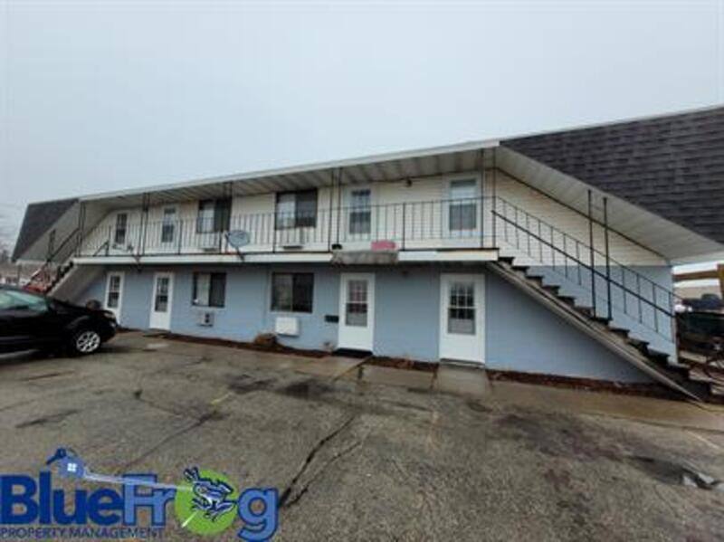 Apartment for rent at 1914 Division St #19, New London, WI 54961