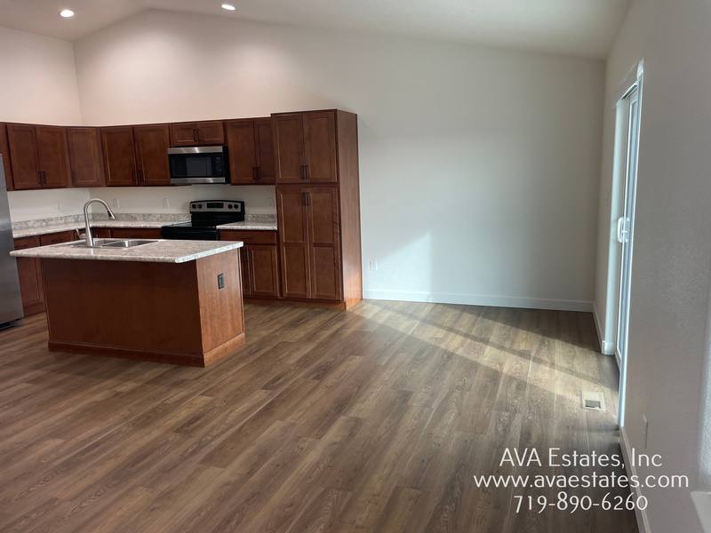Apartment for rent at 970 S Coral Place, Pueblo, CO 81007