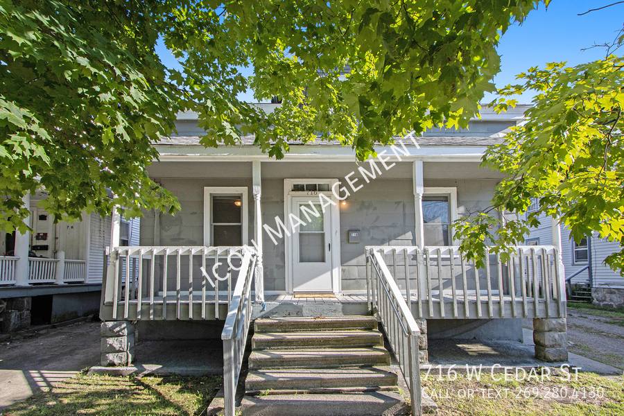 House for rent at 716 W Cedar St, Kalamazoo, MI 49007