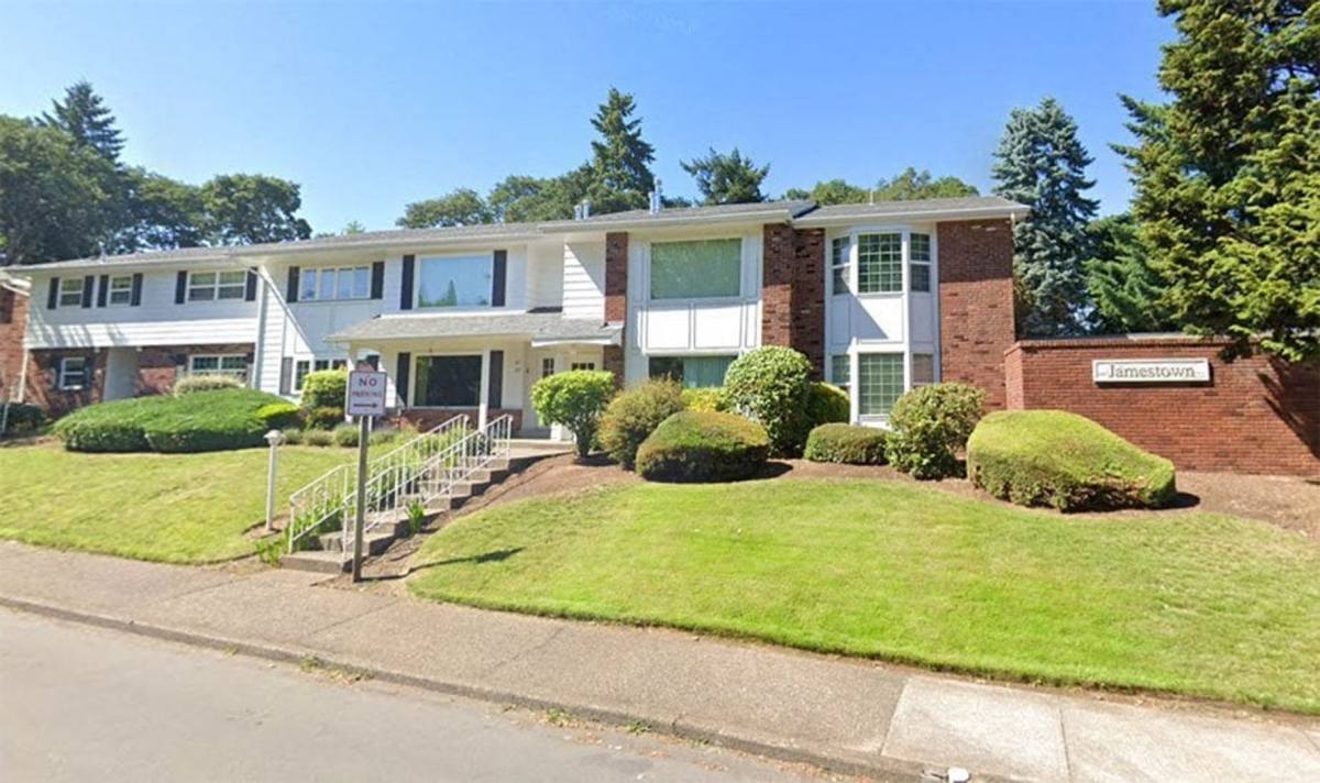 Apartment for rent at 261 Missouri Ave S, Salem, OR 97302