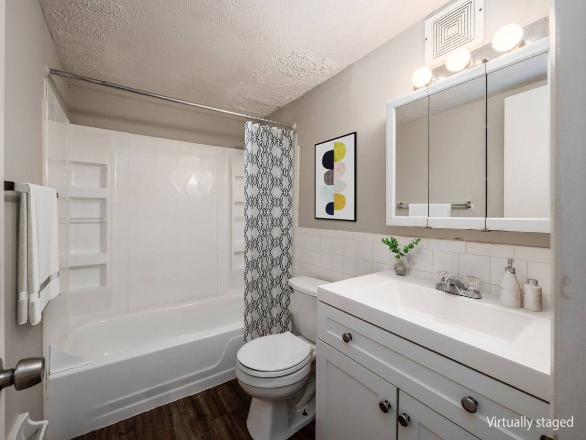 Apartment for rent at 1806 N Star Rd, Columbus, OH 43212