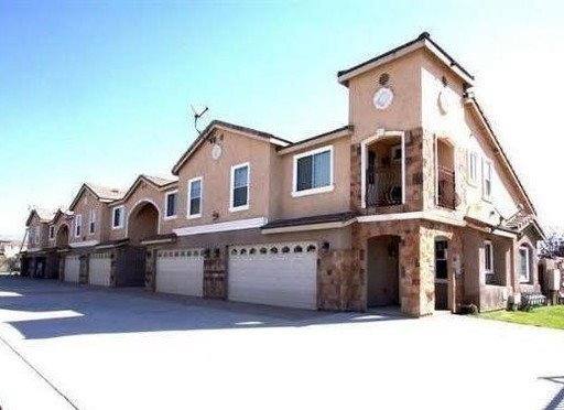 Apartment for rent at 16870 Reed St, Fontana, CA 92336