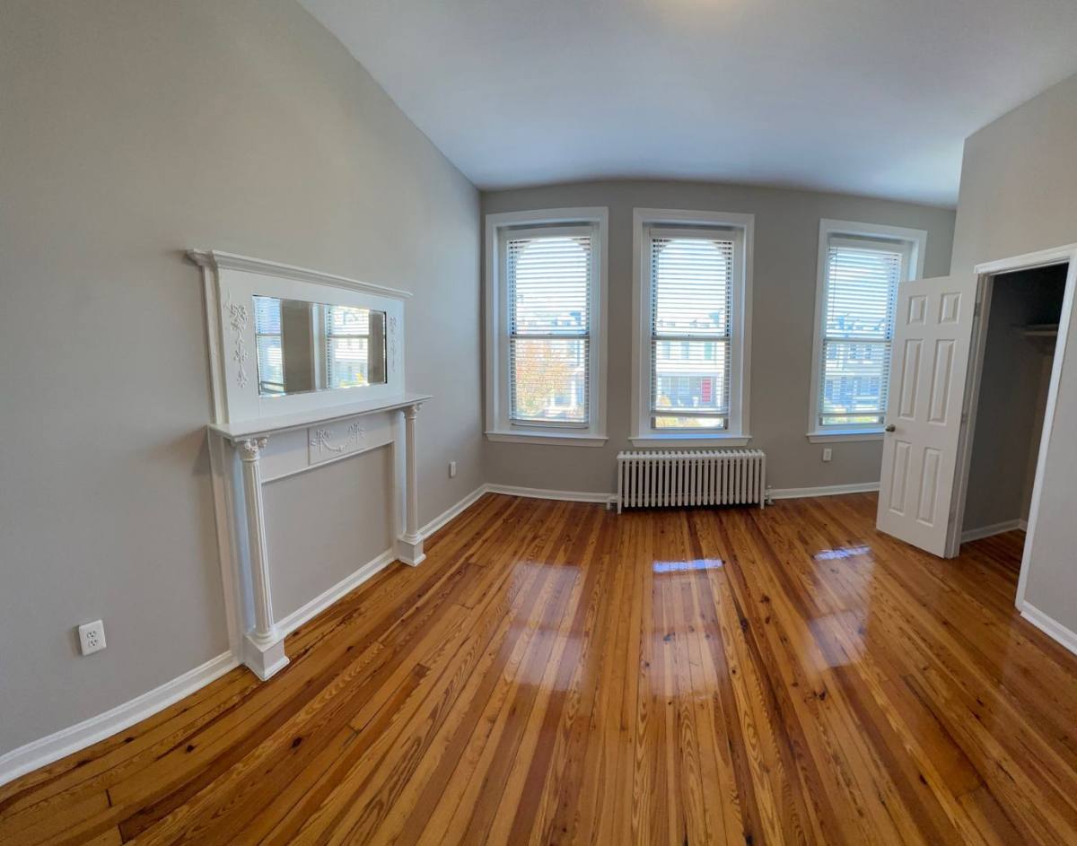 Apartment for rent at 715 15th St SE, Washington, DC 20003