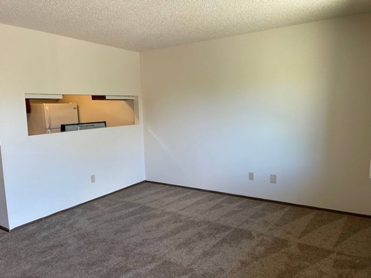Apartment for rent at 440 Lancaster Dr SE, Salem, OR 97317