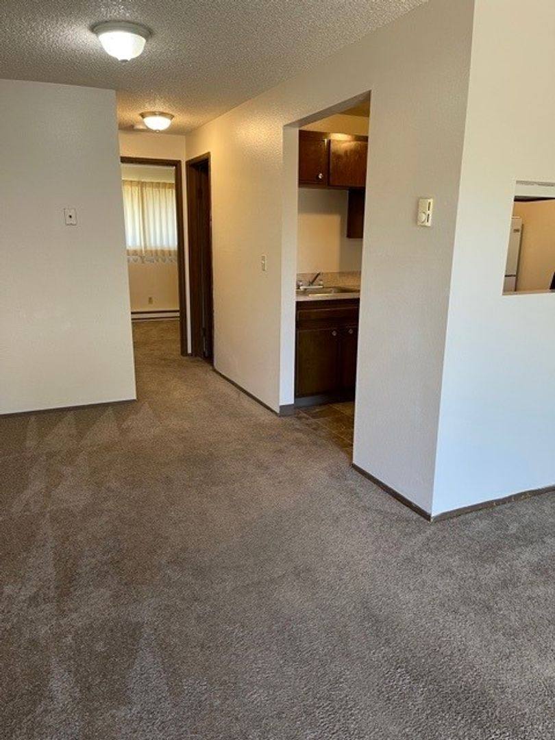 Apartment for rent at 440 Lancaster Dr SE, Salem, OR 97317