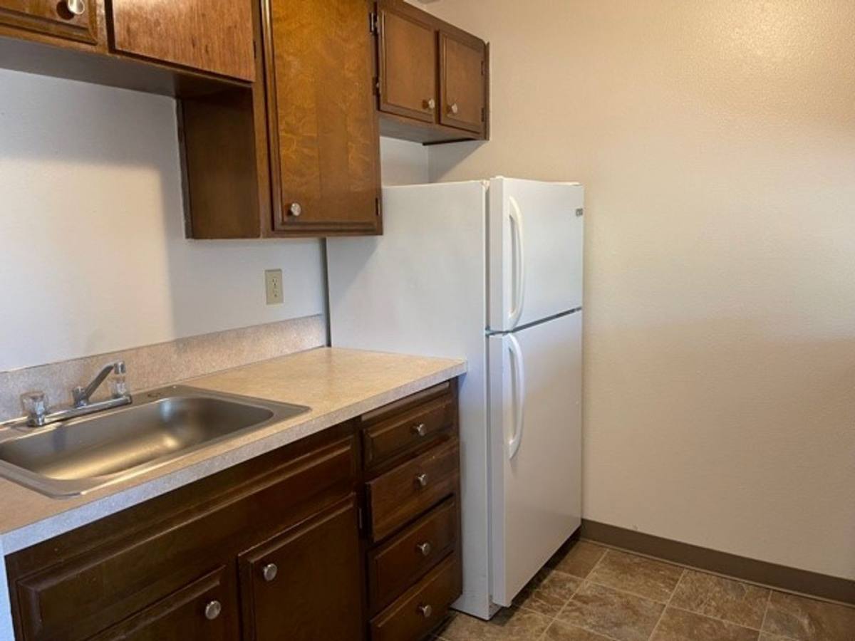 Apartment for rent at 440 Lancaster Dr SE, Salem, OR 97317