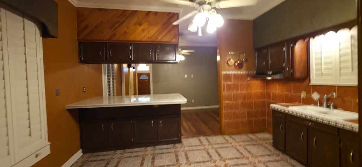 House for rent at 3321 Ave M, Galveston, TX 77550
