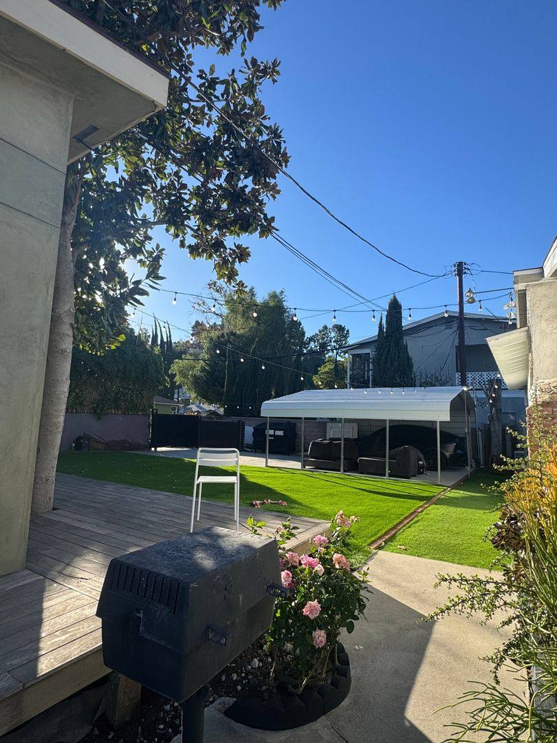 House for rent at 5309 Comercio Way, Woodland Hills, CA 91364
