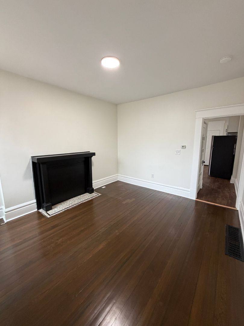 Townhouse for rent at 425 Hanford St, Columbus, OH 43206