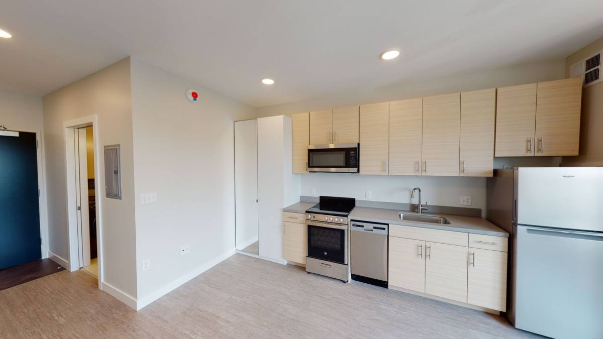 Apartment for rent at 2530 University Ave, Des Moines, IA 50311