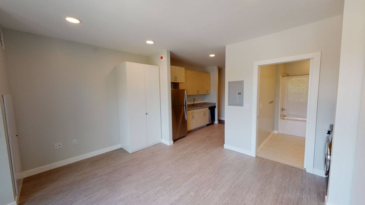 Apartment for rent at 2530 University Ave, Des Moines, IA 50311