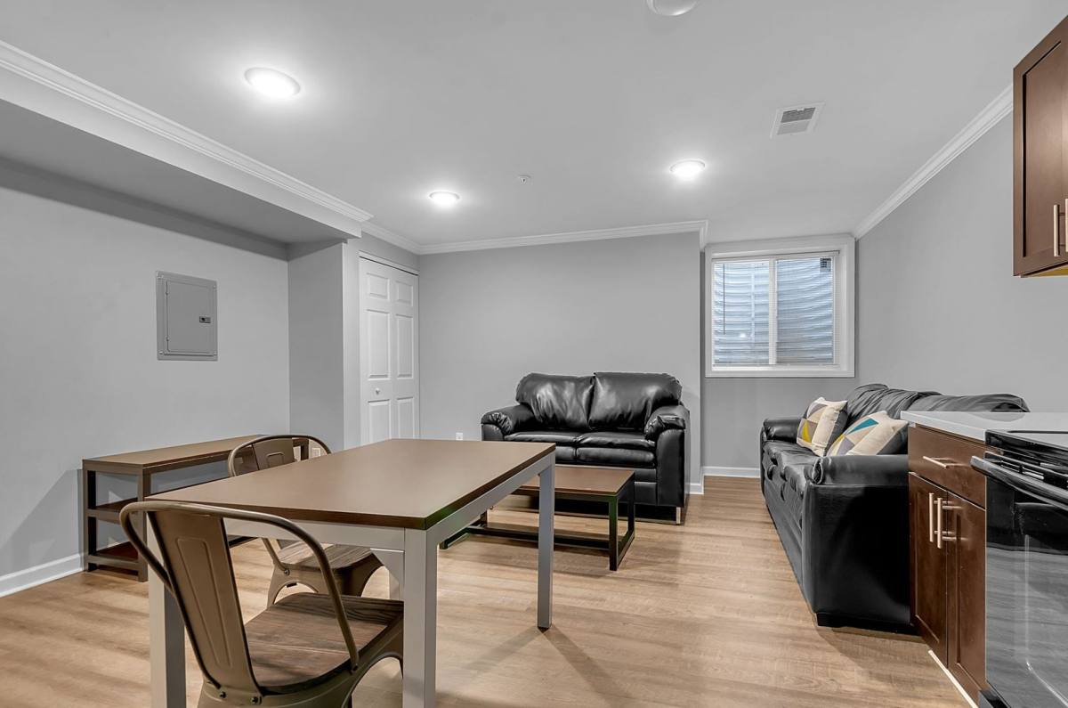Apartment for rent at 212 Dellwood Rd, Buffalo, NY 14226