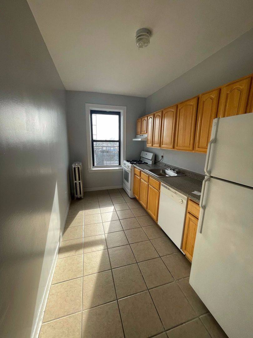Apartment for rent at 930 Ave C, Bayonne, NJ 07002