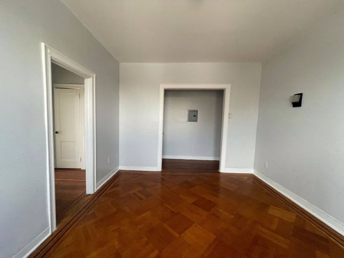 Apartment for rent at 930 Ave C, Bayonne, NJ 07002
