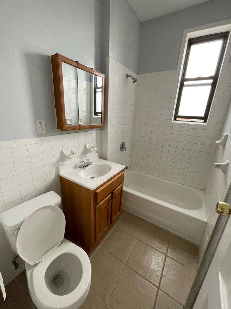 Apartment for rent at 930 Ave C, Bayonne, NJ 07002
