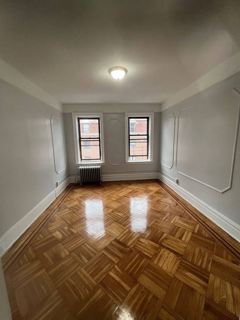 Apartment for rent at 321 Fairmount Ave, Jersey City, NJ 07306