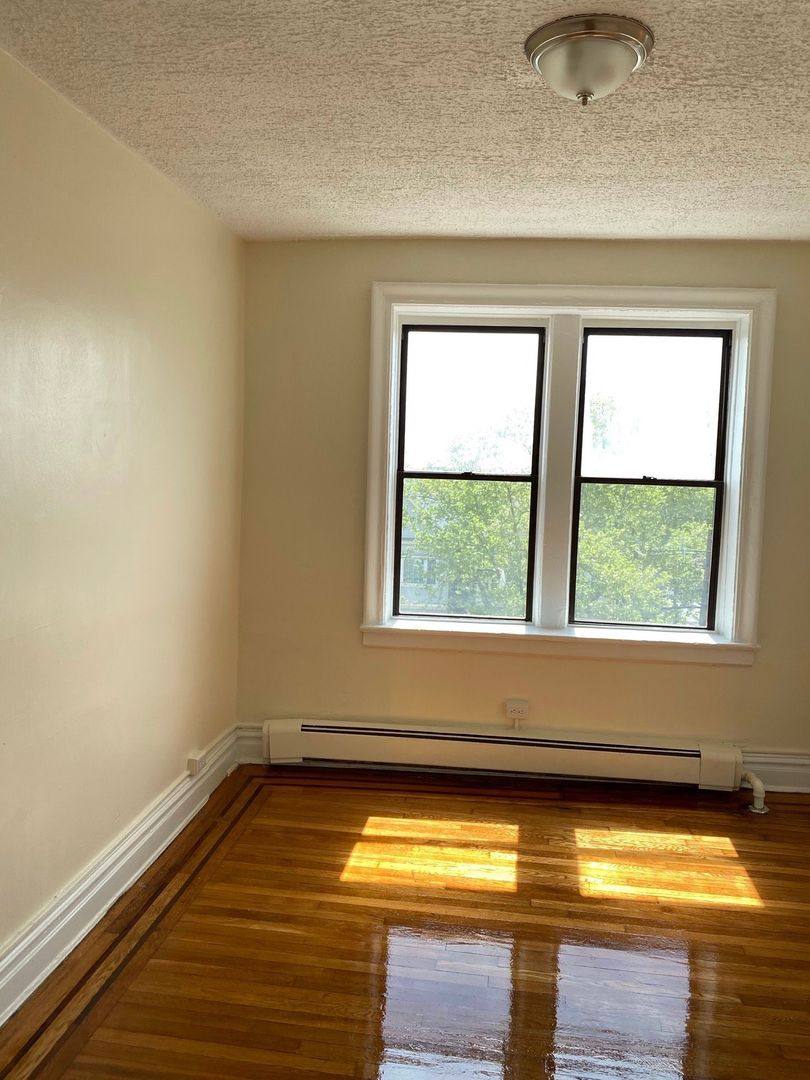 Apartment for rent at 1111-1113 Kennedy Blvd, Bayonne, NJ 07002