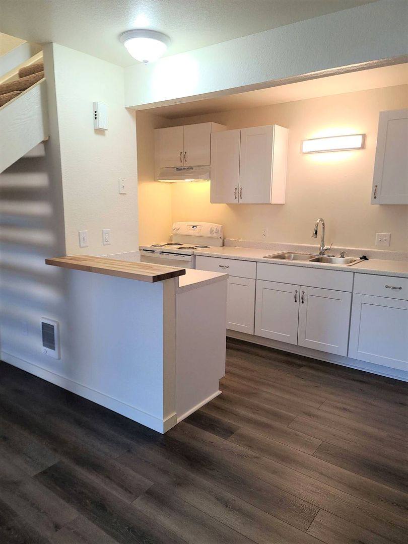 Apartment for rent at 614 Grand Ave, San Luis Obispo, CA 93401