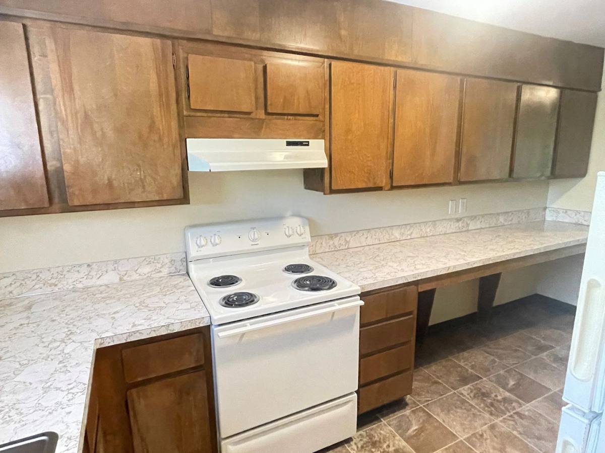Apartment for rent at 530 13th St NE, Salem, OR 97301