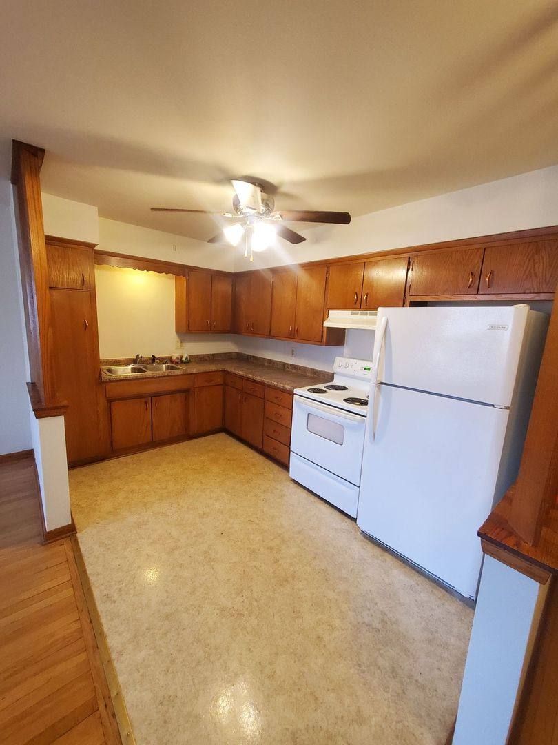 Apartment for rent at 1920 Lathrop Ave, Racine, WI 53405