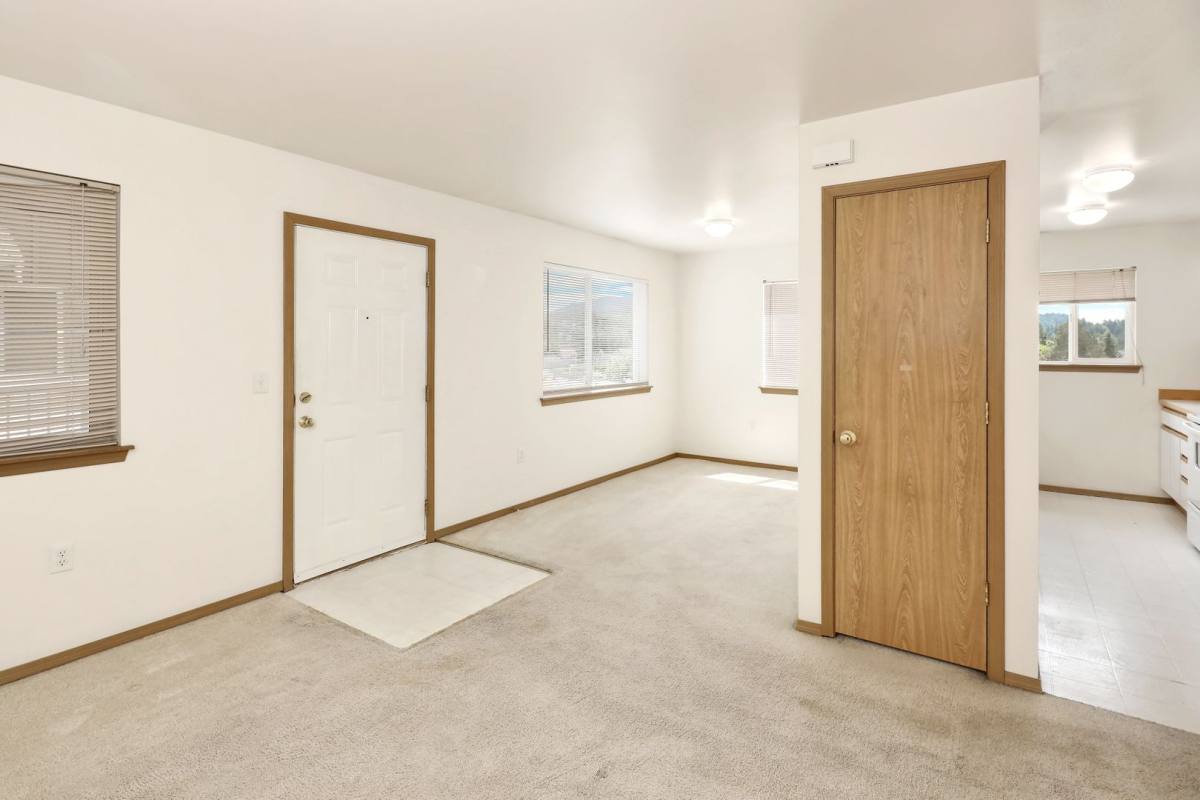 Apartment for rent at 1003, 1005, 1007, 1009 24th St, Bellingham, WA 98225