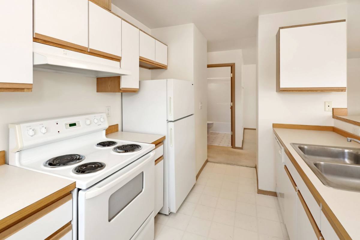 Apartment for rent at 1003, 1005, 1007, 1009 24th St, Bellingham, WA 98225