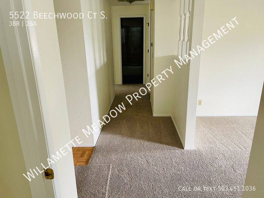 House for rent at 5522 Beechwood Court S, Salem, OR 97306