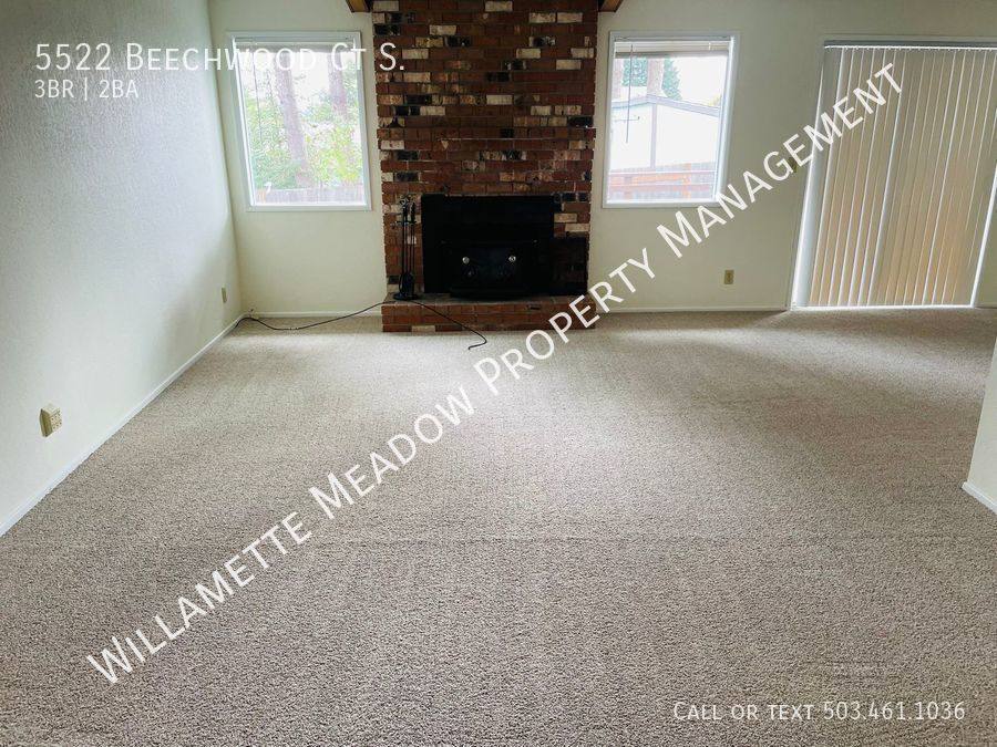 House for rent at 5522 Beechwood Court S, Salem, OR 97306