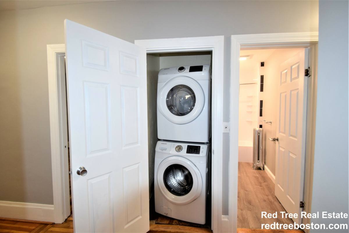 Apartment for rent at 83 Glenville Ave #2, Allston, MA 02134