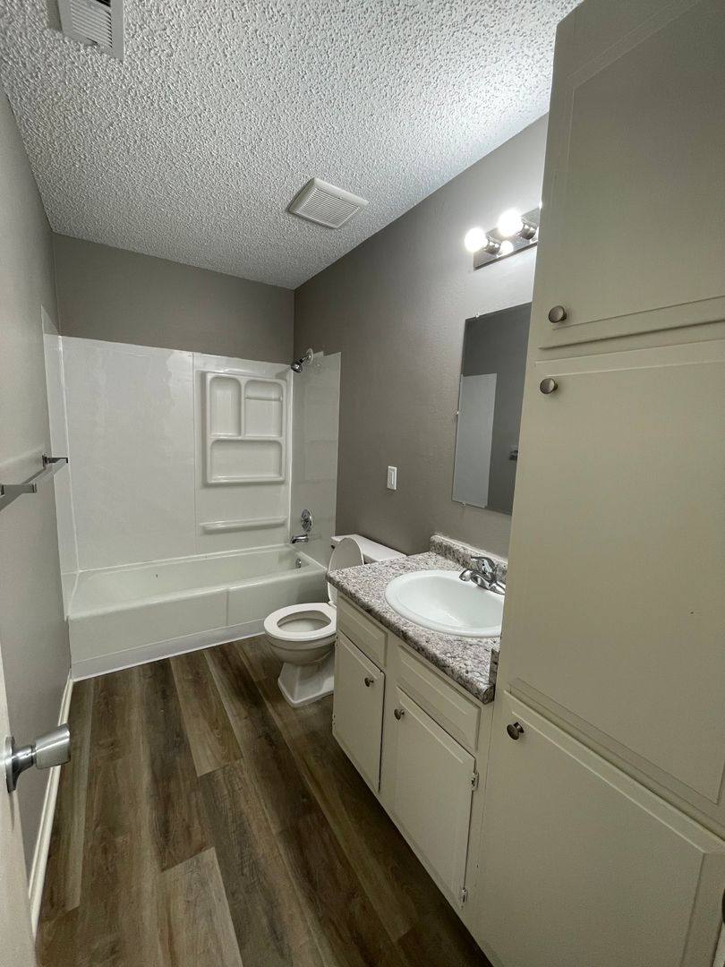 Apartment for rent at 1011 SE 3rd St, Ankeny, IA 50021