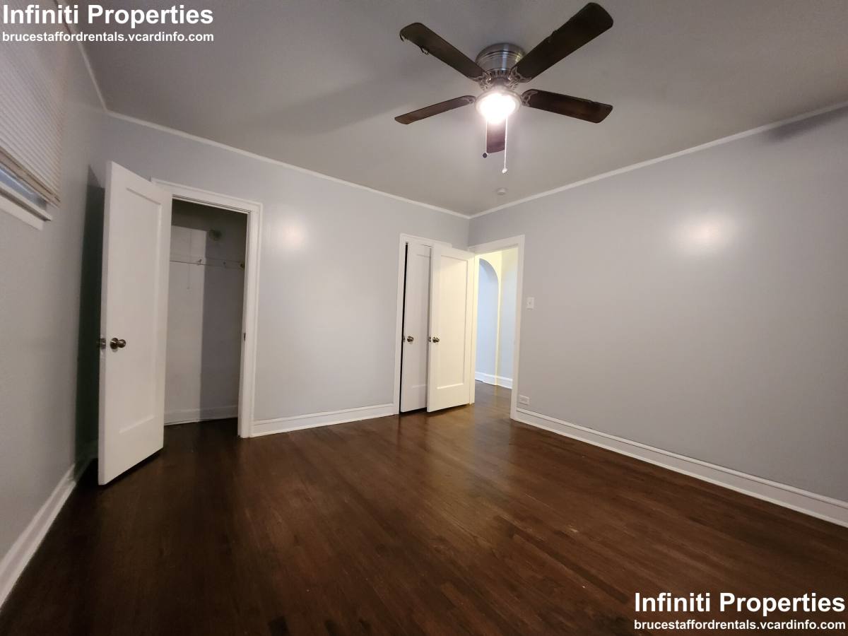 Apartment for rent at 8114 S Drexel #3, Chicago, IL 60619