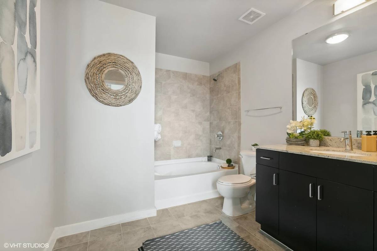 Apartment for rent at 5927 Almeda Rd #AHP1, Houston, TX 77004