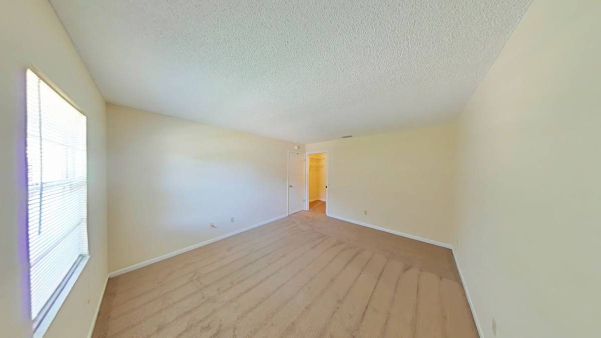 Apartment for rent at 720 NE 30th Ave, Ocala, FL 34470