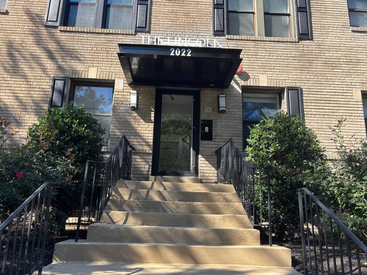 Apartment for rent at 2022 2nd St NW, Washington, DC 20001
