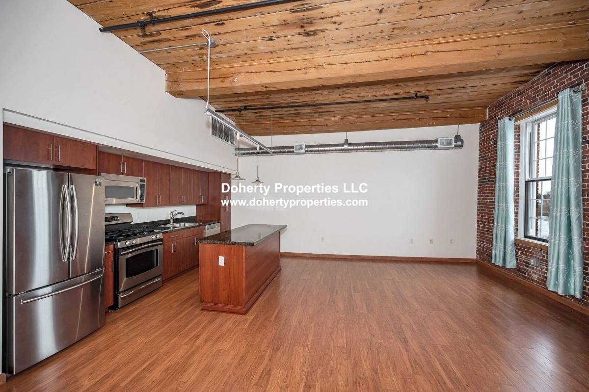 Apartment for rent at 130 John St #214, Lowell, MA 01852