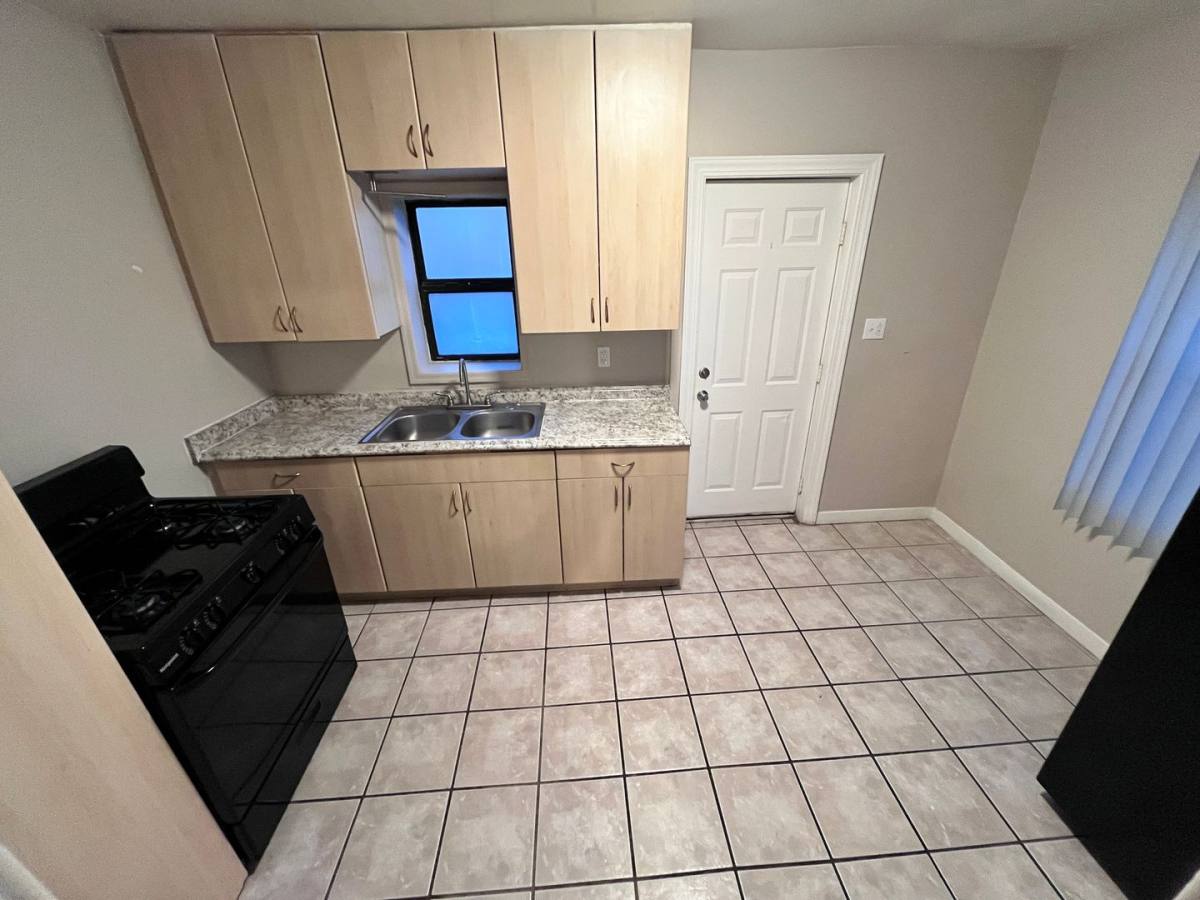 Apartment for rent at 2620 N Stone Ave, Tucson, AZ 85705