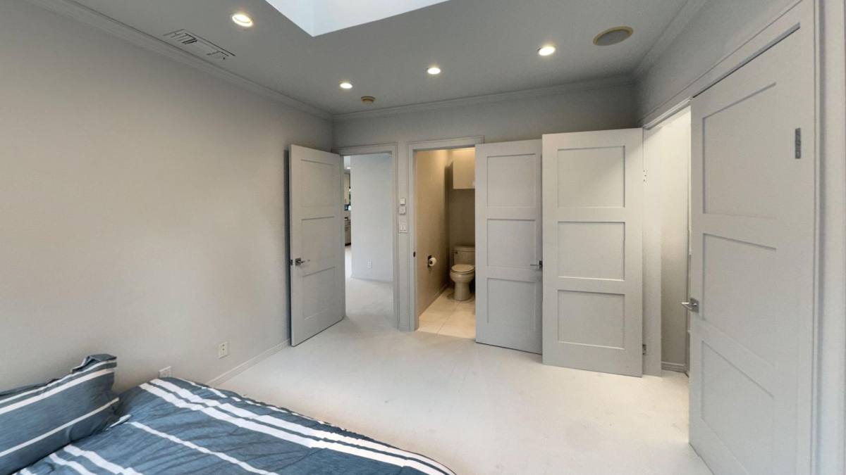 Condo for rent at 386 Entrada Dr, Santa Monica, CA 90402