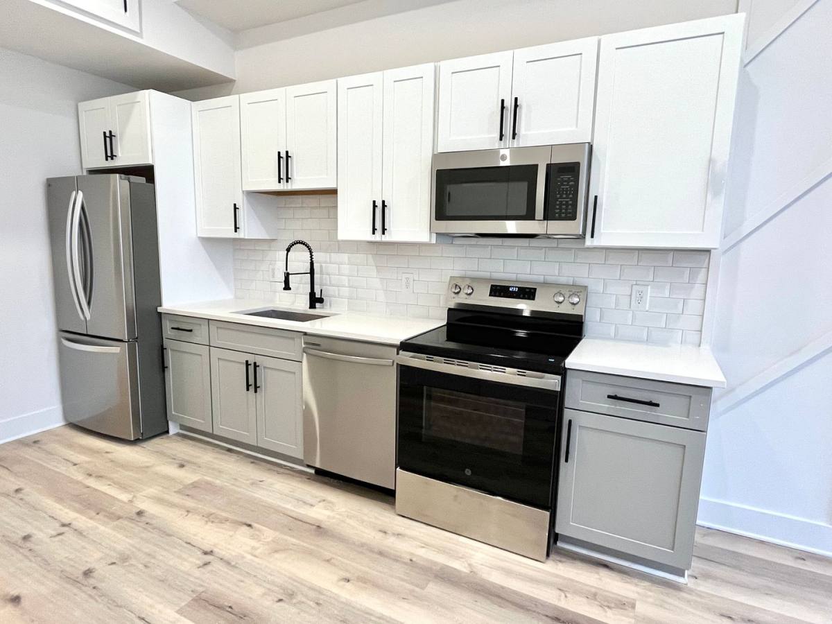 Apartment for rent at 1802 11th St NW, Washington, DC 20001