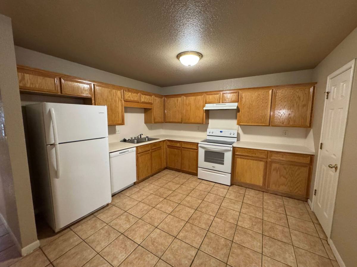 Apartment for rent at 4803 John David Dr, Killeen, TX 76549