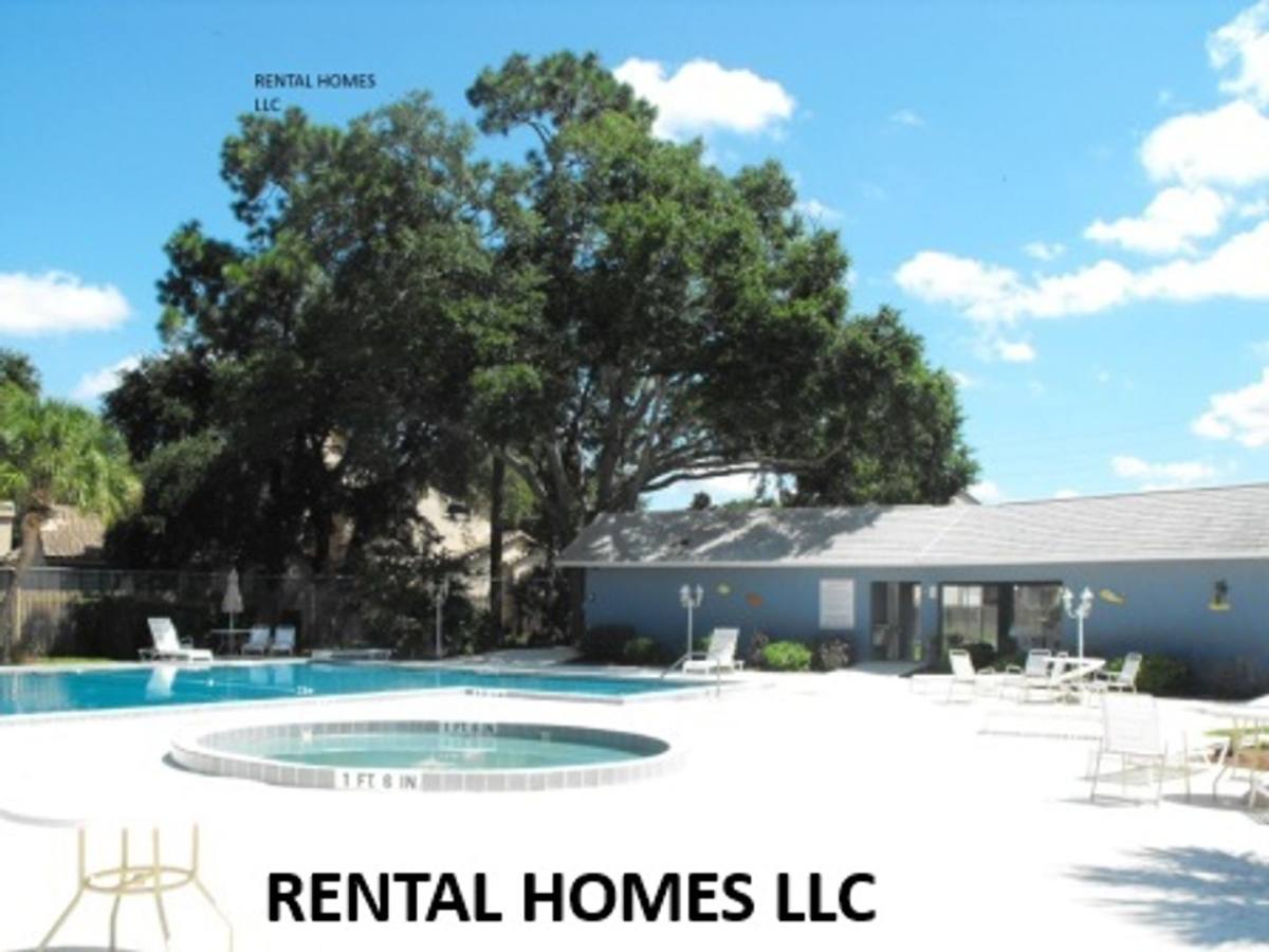 Townhouse for rent at 525 Heatherton Village, Altamonte Springs, FL 32714