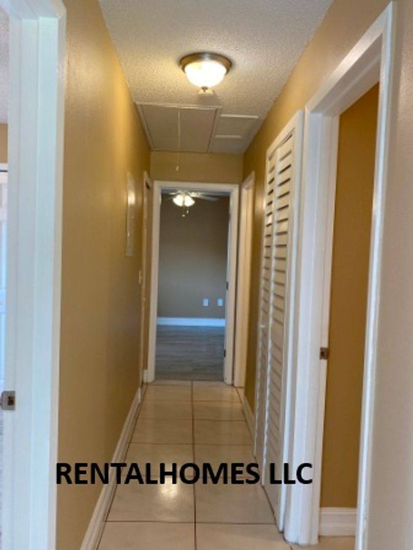 Townhouse for rent at 525 Heatherton Village, Altamonte Springs, FL 32714