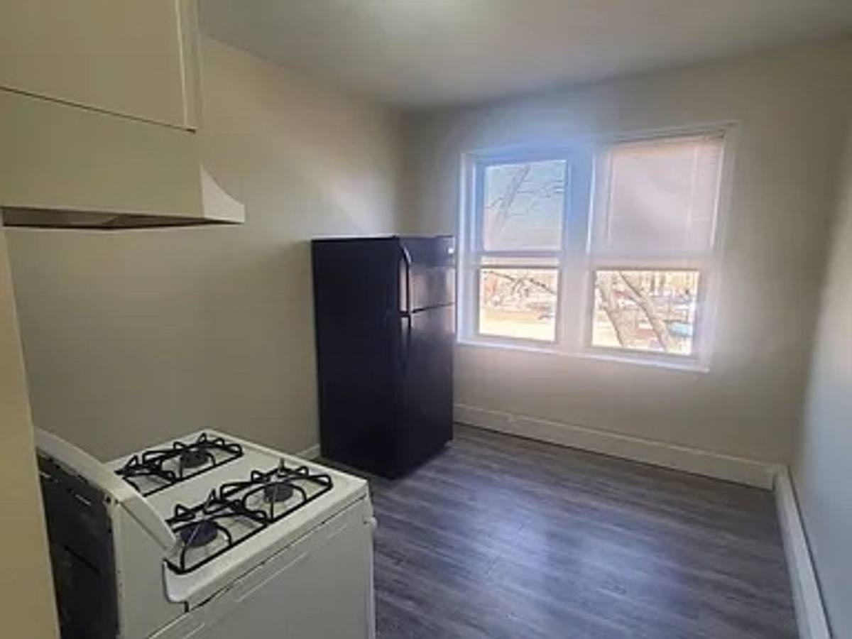 Apartment for rent at 4-14 Abbotsford St, Dorchester, MA 02121