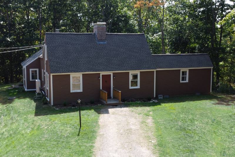 House for rent at 2 Knight Lane, Cape Neddick, ME 03902