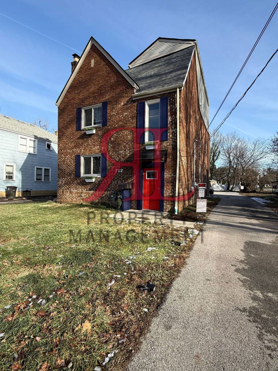 Apartment for rent at 722 Sheridan Ave #C, Columbus, OH 43209