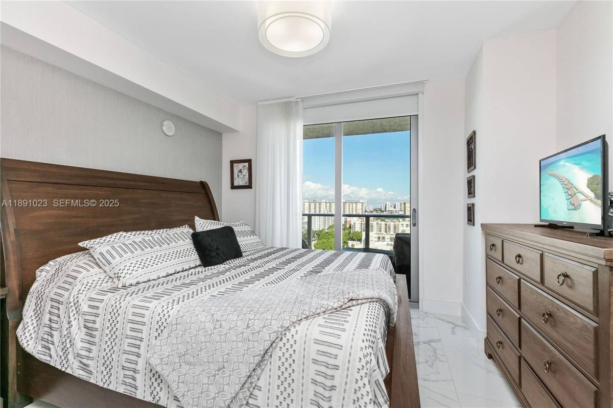Condo for rent at 300 Sunny Isles Blvd #1607, North Miami Beach, FL 33160