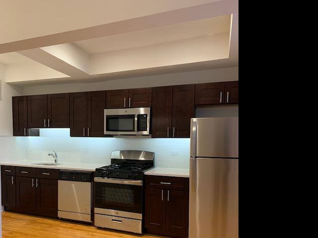 Apartment for rent at 1555 N Mohawk St #2B, Chicago, IL 60610