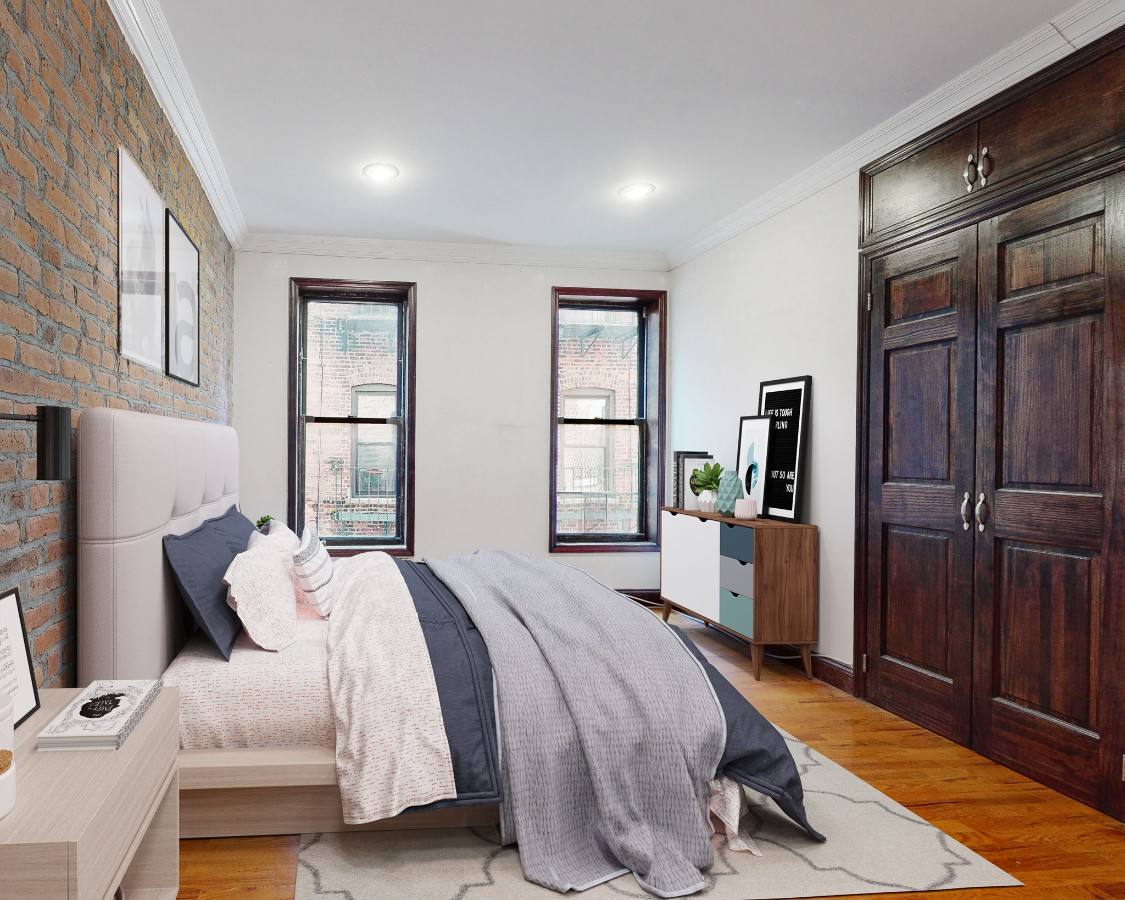 Townhouse for rent at 315 W 115th St #3, New York, NY 10026