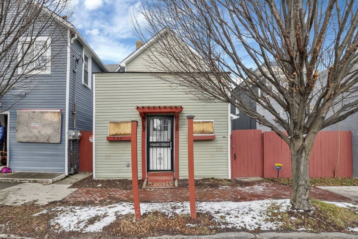 Apartment for rent at 558 E Whittier St, Columbus, OH 43206